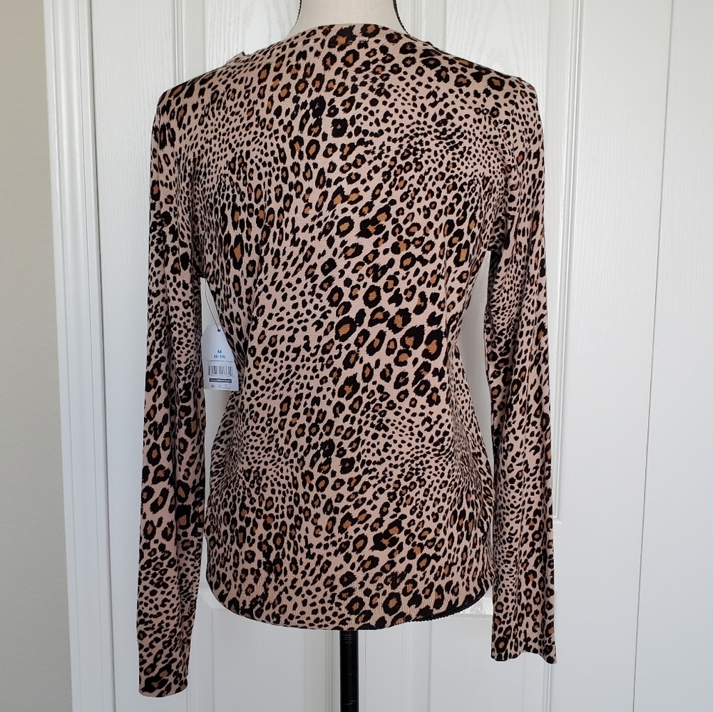 New Time and Tru Leopard Print Button Up Cardigan Women's Size Small and Med - Picture 2 of 6